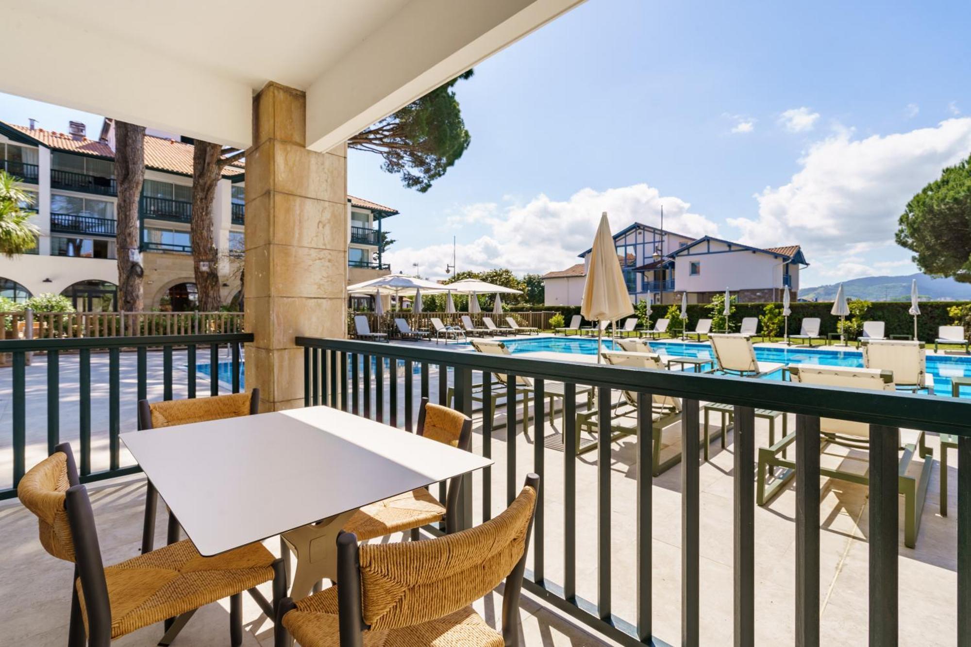 Residence Ibaia - Piscine & Spa Hendaye Exteriör bild